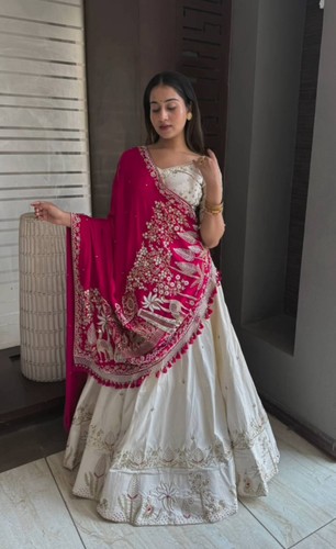 Indisches lehenga - indisches,