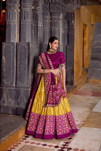 Traditionell tasar seide - traditionell,
