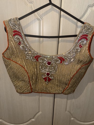 Orange gold bestickt - &,
